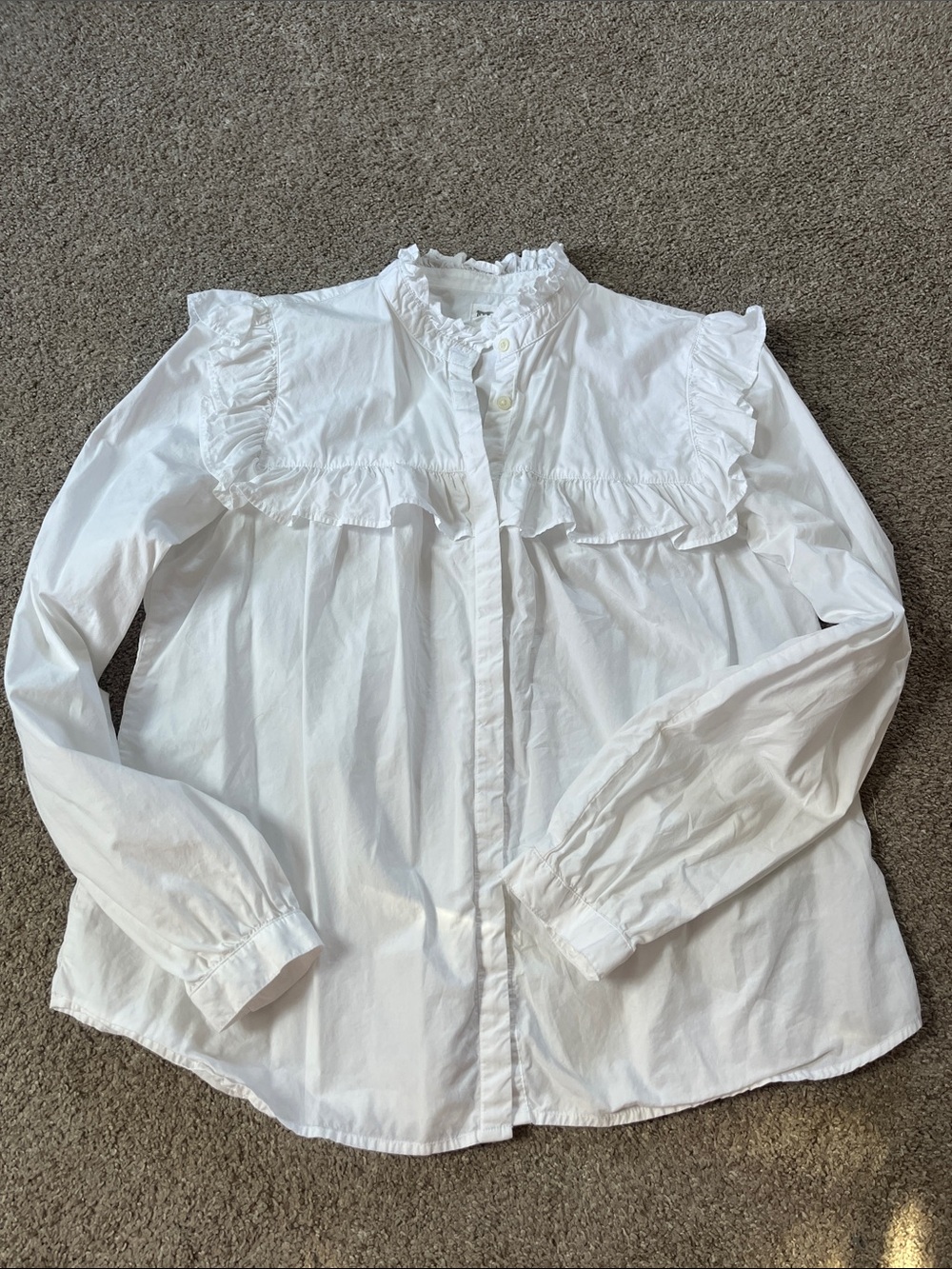 ADORABLE Ruffle Yoke Gathered Cuff GAP 💯% White Cotton Button Down